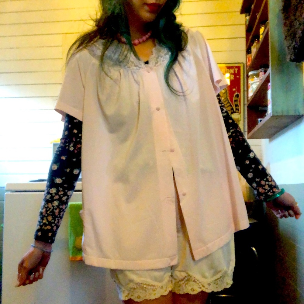 Vtg. Peignoir ✨